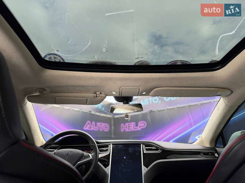 Лифтбек Tesla Model S 2013 в Запорожье