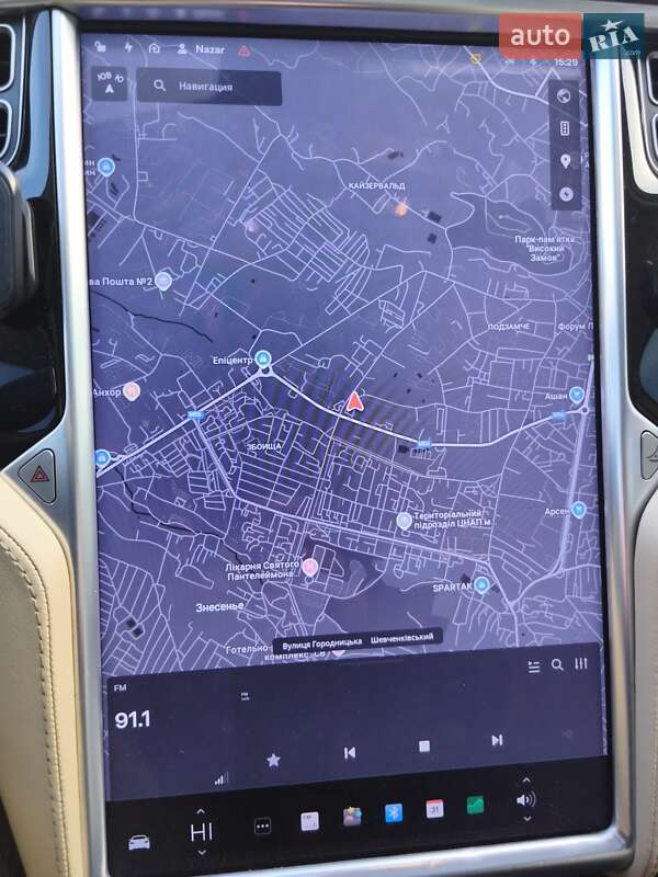 Ліфтбек Tesla Model S 2014 в Львові