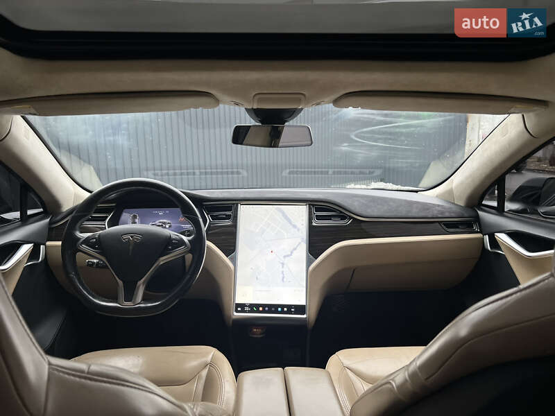 Ліфтбек Tesla Model S 2015 в Вінниці фото 12 Ліфтбек Tesla Model S 2015 в Вінниці