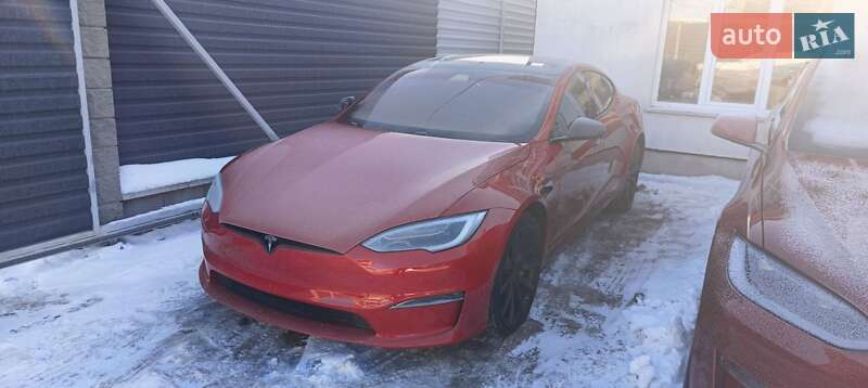 Лифтбек Tesla Model S 2021 в Киеве фото Лифтбек Tesla Model S 2021 в Киеве