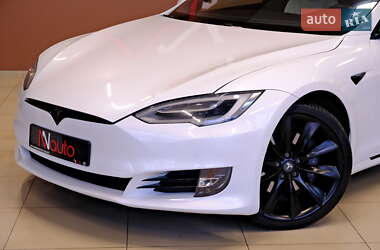 Лифтбек Tesla Model S 2020 в Одессе
