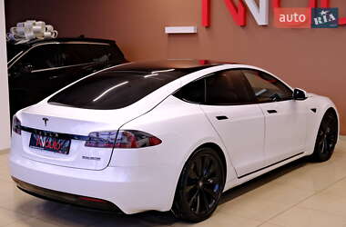 Лифтбек Tesla Model S 2020 в Одессе