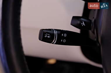 Лифтбек Tesla Model S 2020 в Одессе