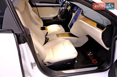 Лифтбек Tesla Model S 2020 в Одессе
