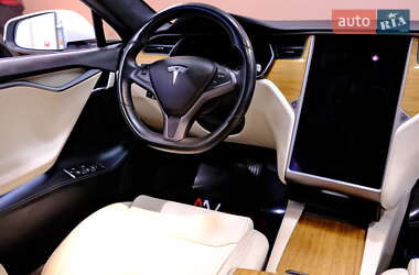 Лифтбек Tesla Model S 2020 в Одессе