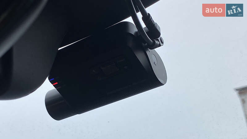 Ліфтбек Tesla Model S 2017 в Луцьку