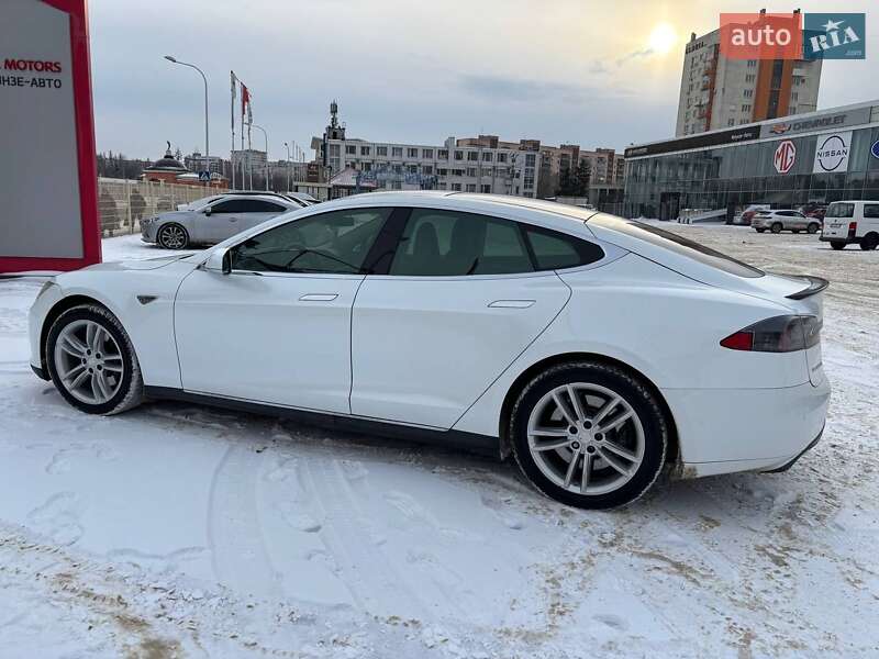 Лифтбек Tesla Model S 2013 в Харькове