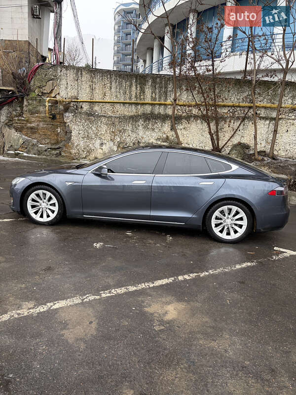 Лифтбек Tesla Model S 2015 в Одессе фото 6 Лифтбек Tesla Model S 2015 в Одессе