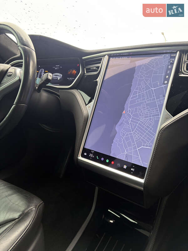 Лифтбек Tesla Model S 2015 в Одессе фото 15 Лифтбек Tesla Model S 2015 в Одессе