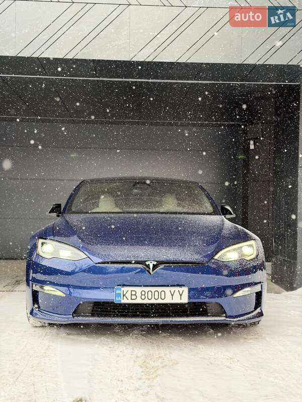 Лифтбек Tesla Model S 2022 в Виннице