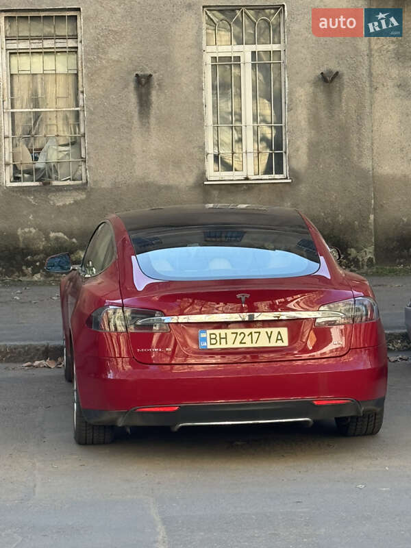 Лифтбек Tesla Model S 2013 в Одессе