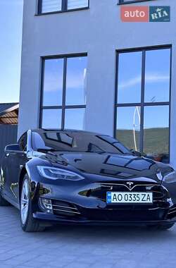 Ліфтбек Tesla Model S 2017 в Виноградові