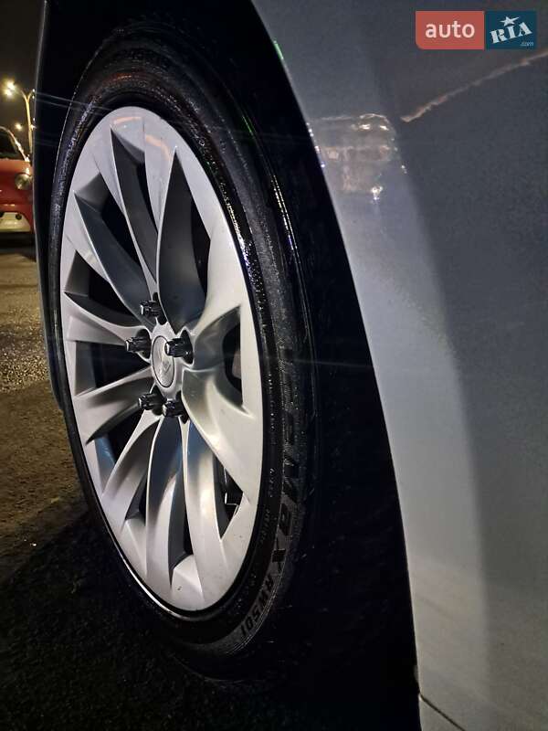 Лифтбек Tesla Model S 2019 в Одессе