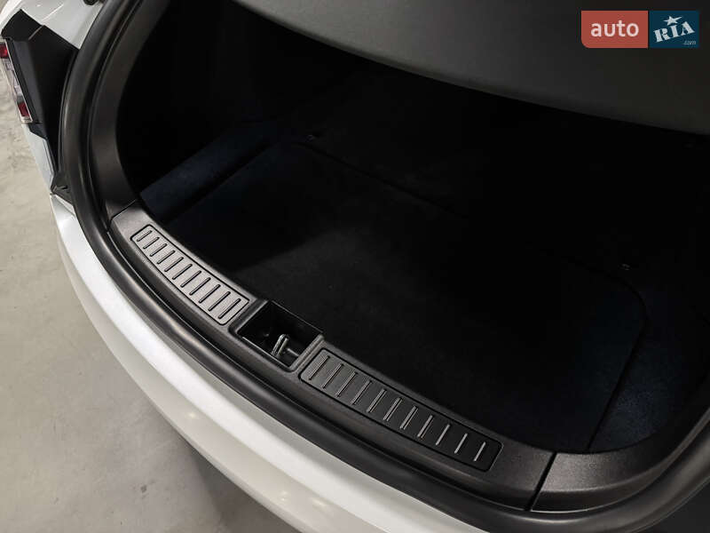 Ліфтбек Tesla Model S 2020 в Одесі фото 50 Ліфтбек Tesla Model S 2020 в Одесі