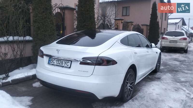 Ліфтбек Tesla Model S 2020 в Львові фото 5 Ліфтбек Tesla Model S 2020 в Львові