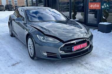 Лифтбек Tesla Model S 2013 в Луцке