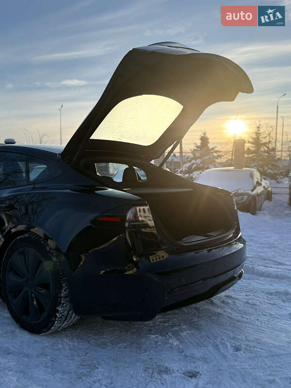 Лифтбек Tesla Model S 2024 в Виннице фото 18 Лифтбек Tesla Model S 2024 в Виннице