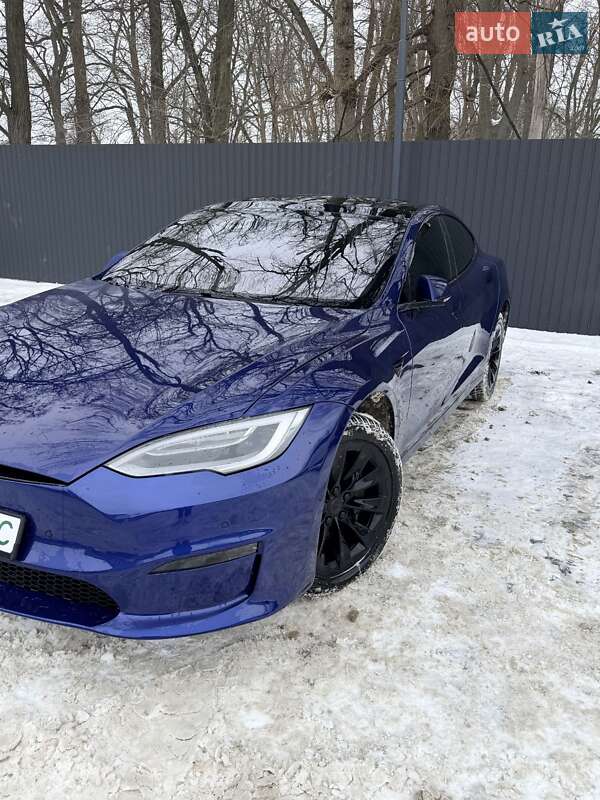 Лифтбек Tesla Model S 2019 в Киеве фото 7 Лифтбек Tesla Model S 2019 в Киеве