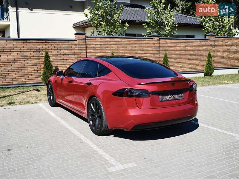 Ліфтбек Tesla Model S 2017 в Східниці фото 17 Ліфтбек Tesla Model S 2017 в Східниці