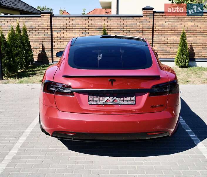 Ліфтбек Tesla Model S 2017 в Східниці фото 18 Ліфтбек Tesla Model S 2017 в Східниці