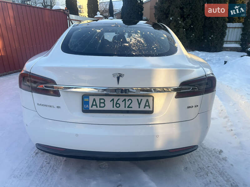 Ліфтбек Tesla Model S 2016 в Вінниці фото 5 Ліфтбек Tesla Model S 2016 в Вінниці