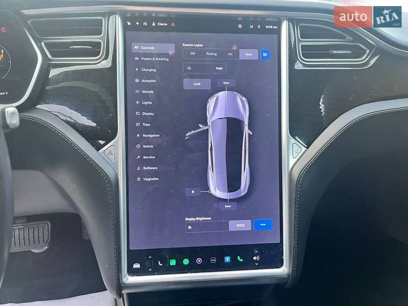 Лифтбек Tesla Model S 2017 в Луцке фото 15 Лифтбек Tesla Model S 2017 в Луцке