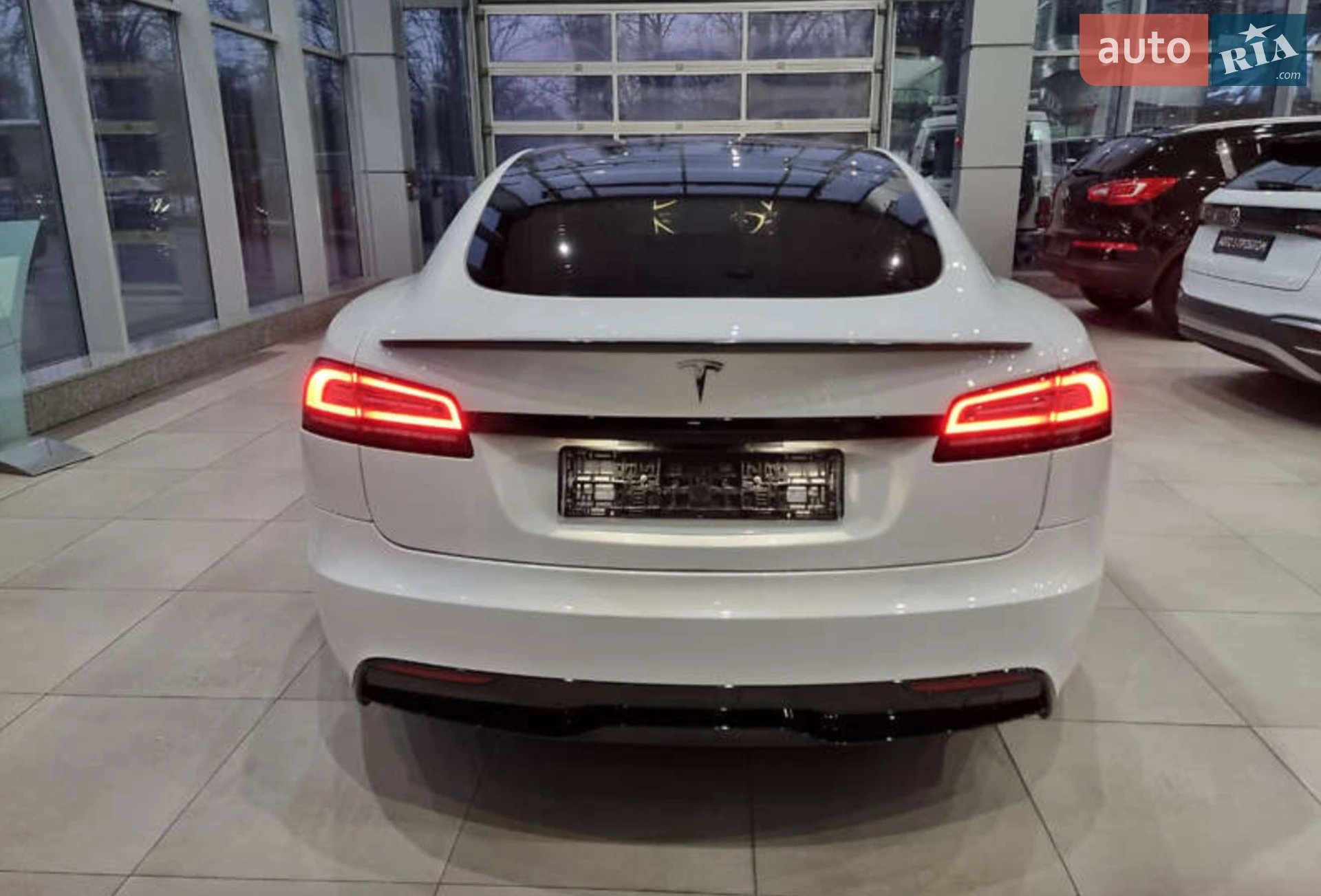2021 Tesla Model S - мініатюра 4