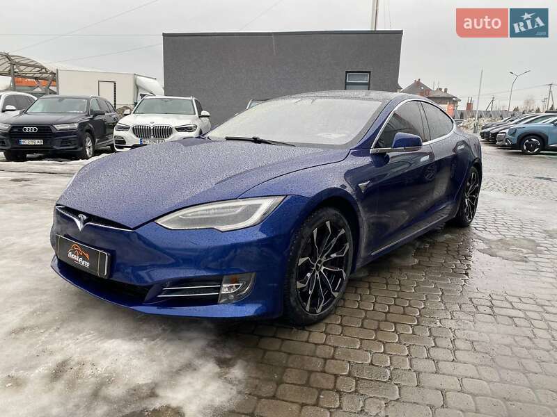 Лифтбек Tesla Model S 2017 в Львове фото 3 Лифтбек Tesla Model S 2017 в Львове