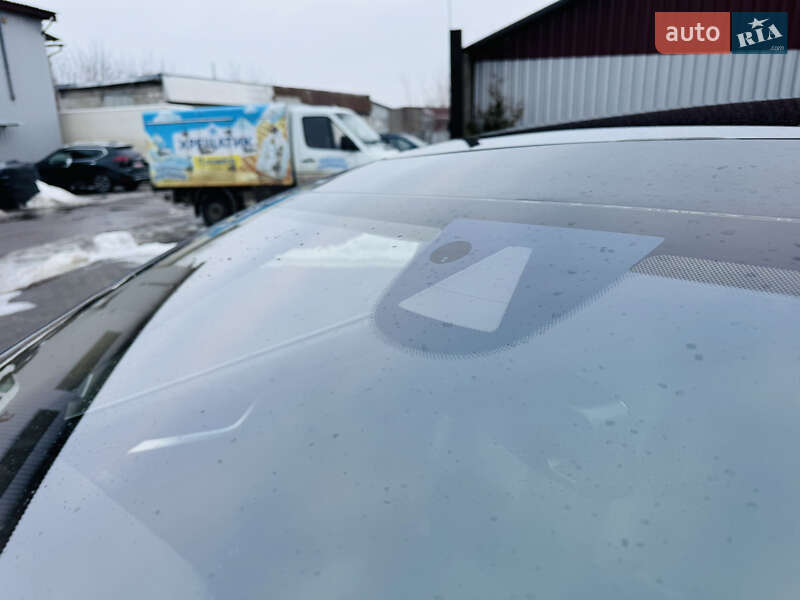 Лифтбек Tesla Model S 2015 в Ровно фото 22 Лифтбек Tesla Model S 2015 в Ровно