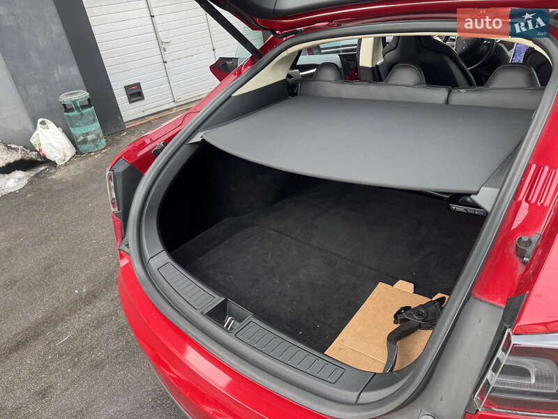Лифтбек Tesla Model S 2013 в Киеве фото 11 Лифтбек Tesla Model S 2013 в Киеве