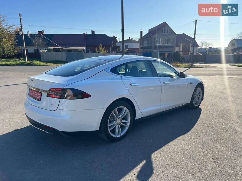 2014 Tesla Model-S, VIN 5YJSA3H14EFP41314:plate — фото 1 (autoria)