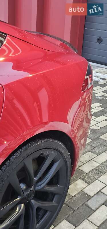 Ліфтбек Tesla Model S 2021 в Львові