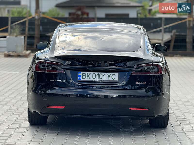 Лифтбек Tesla Model S 2018 в Ровно фото 12 Лифтбек Tesla Model S 2018 в Ровно