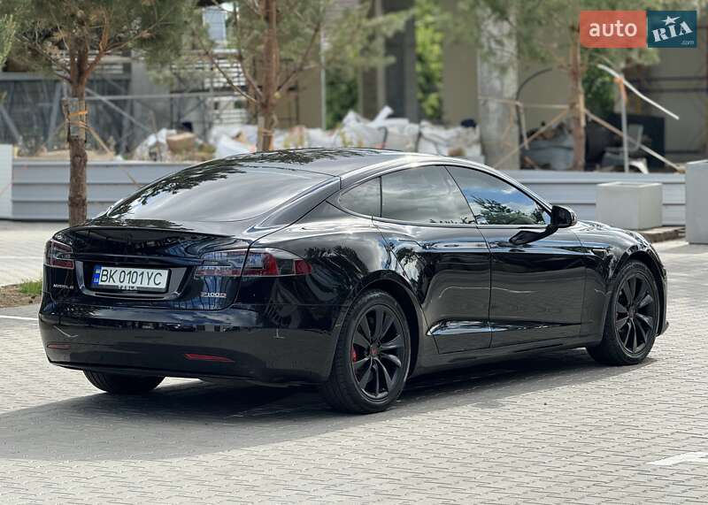 Лифтбек Tesla Model S 2018 в Ровно фото 16 Лифтбек Tesla Model S 2018 в Ровно