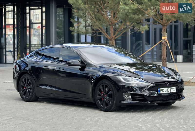 Лифтбек Tesla Model S 2018 в Ровно фото 21 Лифтбек Tesla Model S 2018 в Ровно
