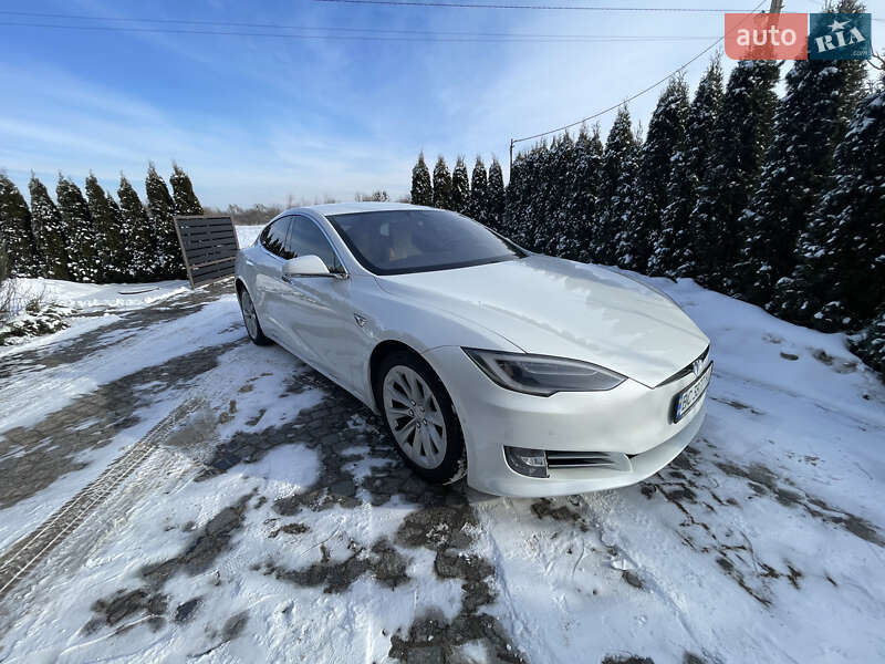 Tesla Model S 2016 Tesla Model S 2016