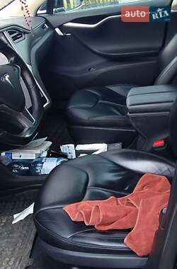Лифтбек Tesla Model S 2014 в Дрогобыче