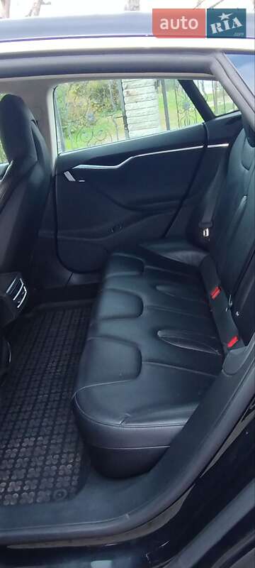 Ліфтбек Tesla Model S 2014 в Львові фото 16 Ліфтбек Tesla Model S 2014 в Львові