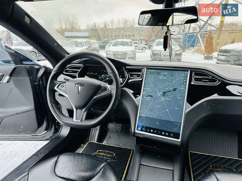 Ліфтбек Tesla Model S 2014 в Харкові