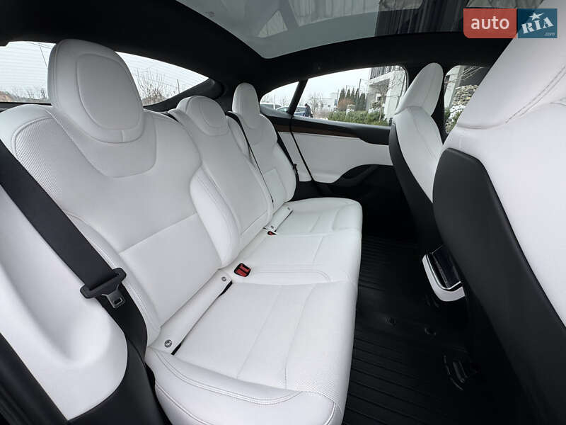 Ліфтбек Tesla Model S 2023 в Стрию фото 34 Ліфтбек Tesla Model S 2023 в Стрию