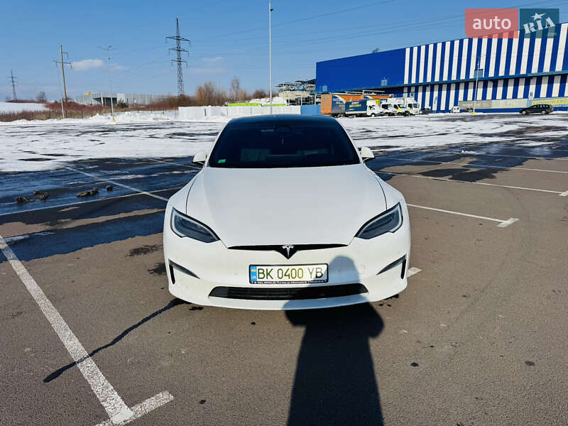 Лифтбек Tesla Model S 2021 в Ровно