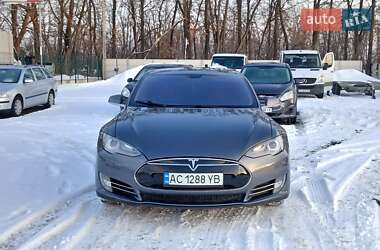 Лифтбек Tesla Model S 2013 в Луцке