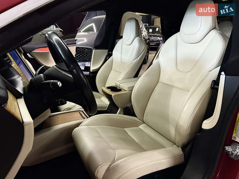 Лифтбек Tesla Model S 2019 в Николаеве фото 13 Лифтбек Tesla Model S 2019 в Николаеве