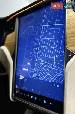 Лифтбек Tesla Model S 2019 в Николаеве