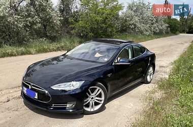 Лифтбек Tesla Model S 2014 в Одессе