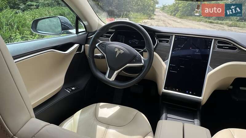 Лифтбек Tesla Model S 2014 в Одессе