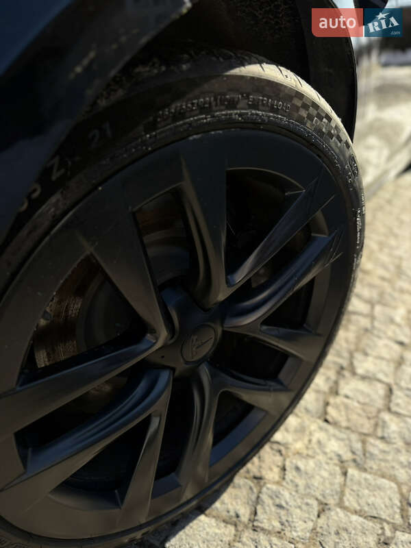 Лифтбек Tesla Model S 2022 в Львове фото 11 Лифтбек Tesla Model S 2022 в Львове