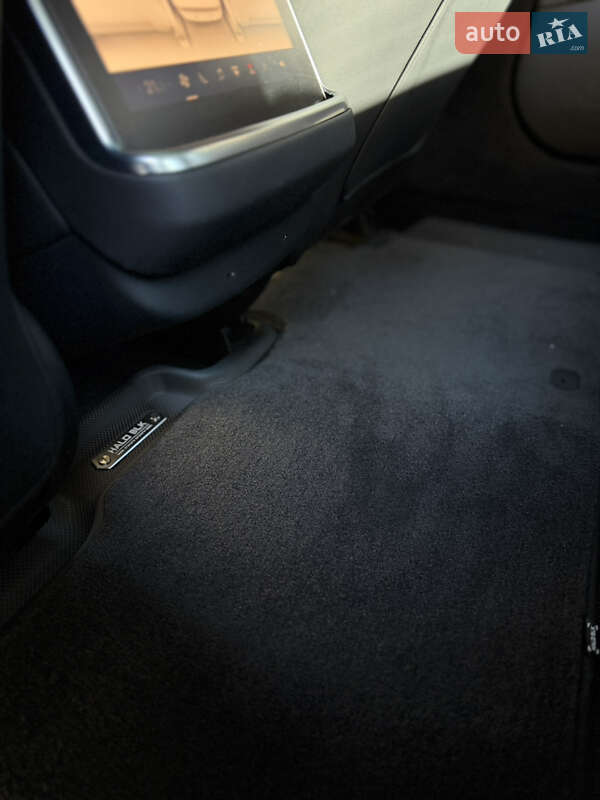 Лифтбек Tesla Model S 2022 в Львове фото 24 Лифтбек Tesla Model S 2022 в Львове