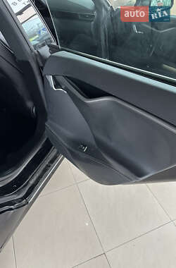 Лифтбек Tesla Model S 2018 в Одессе