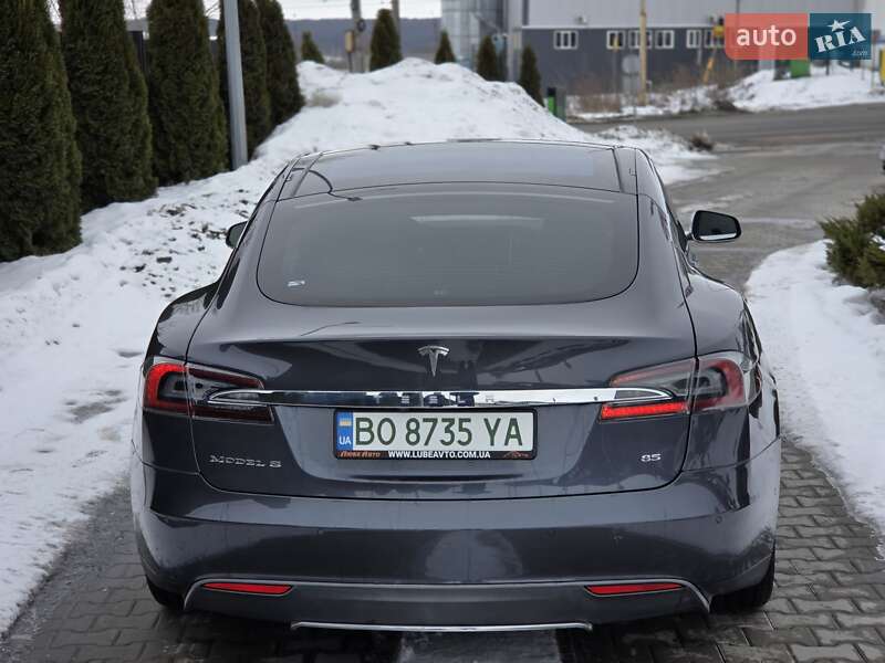 Лифтбек Tesla Model S 2014 в Тернополе фото 13 Лифтбек Tesla Model S 2014 в Тернополе